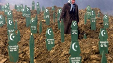صورة البوسنة والهرسك: الذكرى السنوية الخامسة والعشرين لمذبحة سربرينيتشا تحذير قاتم من التاريخ