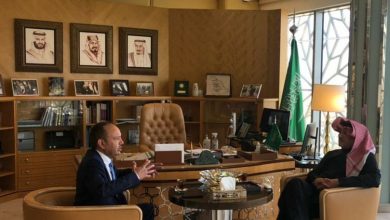 صورة سفير السعودية بالقاهرة يلتقى مع المدير الإقليمى لمكتب اليونسكو