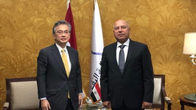 صورة سفير اليابان بالقاهرة يبحث مع وزير النقل تعزيز التعاون بين البلدين.