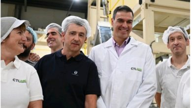 صورة سانشيز  يؤكد على الدور الرئيسي للاقتصاد الدائري لتعزيز القدرة التنافسية للصناعة الإسبانية 